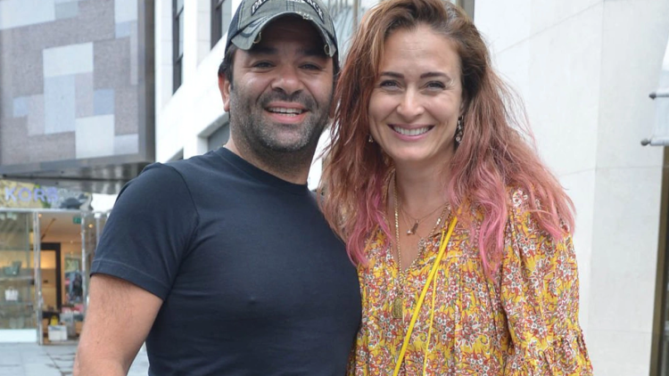 8 yıldır evli olan Ceyda Düvenci ve Bülent Şakrak ayrılıyor mu