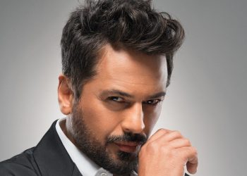 Emre Altuğdan nostaljik paylaşım Buraya bıyıkları yeni terlemiş bir Emre bırakıyorum