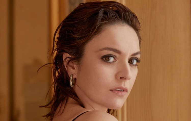 Ezgi Mola Davam henüz kesinleşmiş değil-0 - All Magazine Ezgi Mola: Davam henüz kesinleşmiş değil