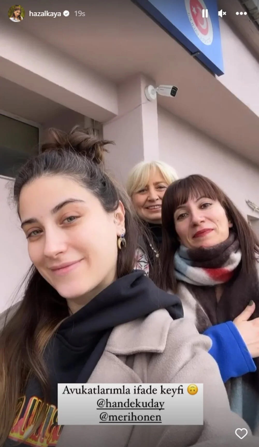 Hazal Kaya ‘hakaret’ gerekçesiyle ifade verdi!
