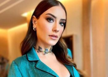 Hazal Kaya kendisine Nankör diyen takipçisine cevap verdi