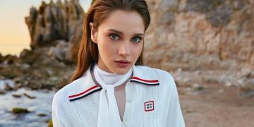 Miray Daner liseden mezun oldu