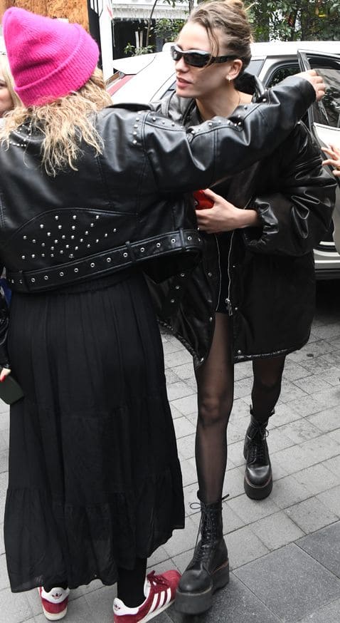 Serenay Sarıkaya'dan çekim açıklaması