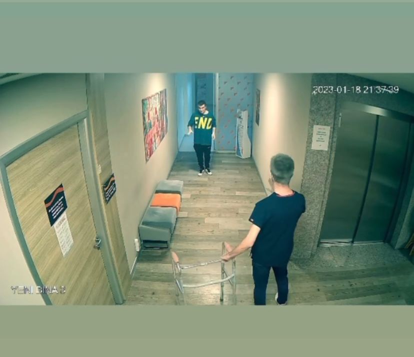 Sergen Deveci yürümeye başladı