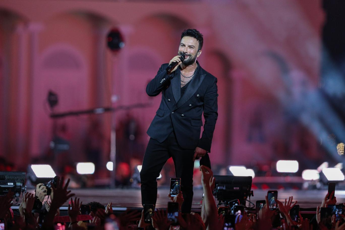 Tarkan ın yılbaşında kazandığı para dudak uçuklattı 2