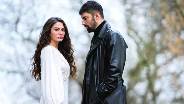 Adım Farah dizisinin afişi yayınlandı1