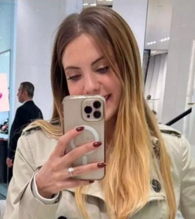 Eda Ece basketbolcu sevgilisi Buğrahan Tuncer ile nikah masasına oturuyor