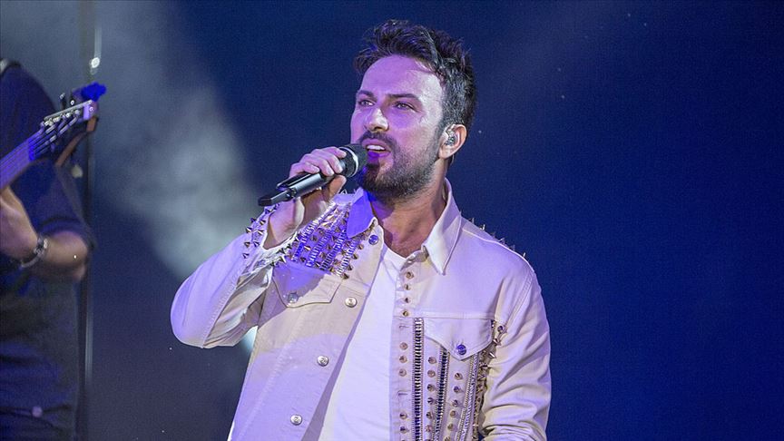 Tarkan'dan deprem bölgesine yardım!