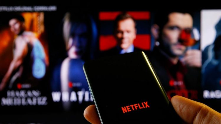 Netflix şifre paylaşmalarını nasıl engelleyeceğini açıkladı