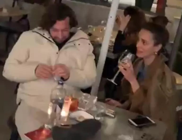 Bestemsu Özdemir ile yakınlaşan gizemli adam kafaları karıştırdı-3 - All Magazine Bestemsu Özdemir ile yakınlaşan gizemli adam kafaları karıştırdı