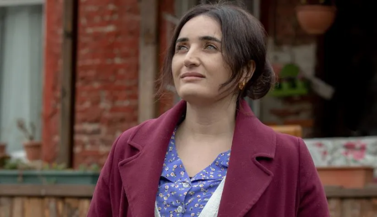 Fadik Sevin Atasoy sette ayağını çatlattı