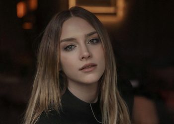 Hayal Köseoğlu’dan Amedsporlu futbolcuya destek: Irkçılık sistem sorunudur