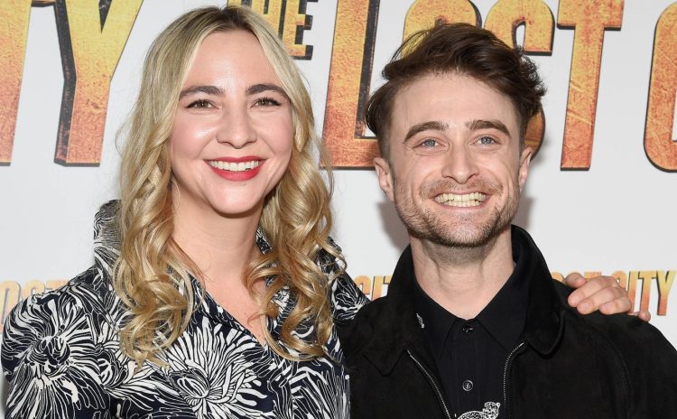 Baba olan Daniel Radcliffe bebeğiyle görüntülendi