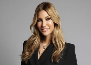 Çağla Şıkel: Beğendiğim ayakkabının fiyatı 200 bin TL