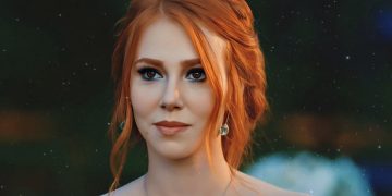 Elçin Sangu’nun bahar pozlarına beğeni yağdı Sezona giriş yapılmıştır
