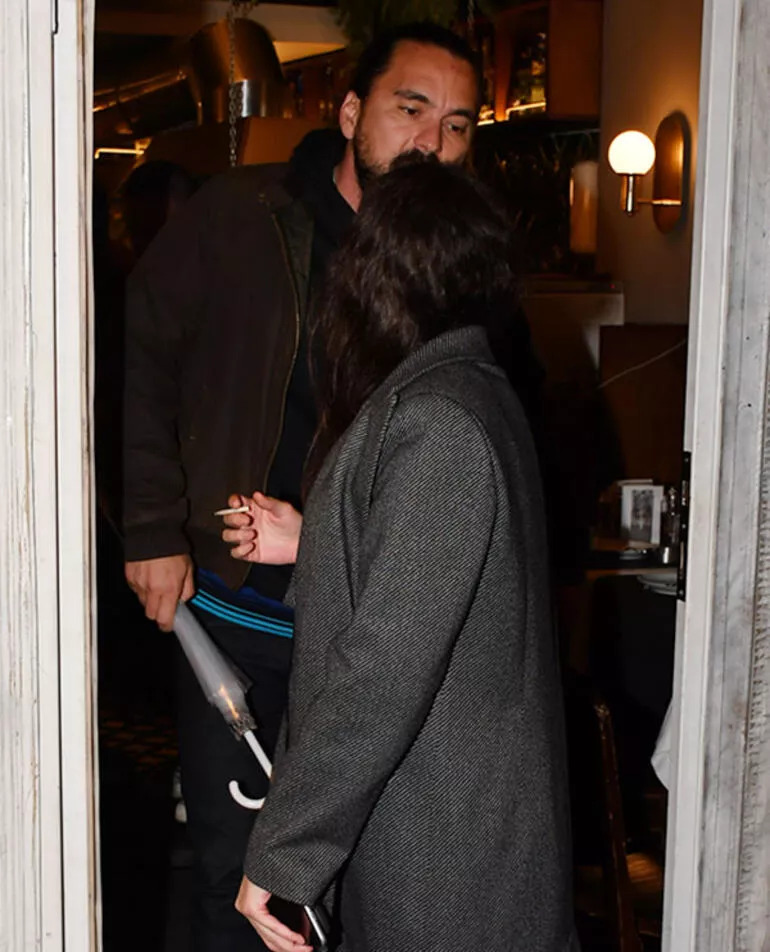 Ezgi Karayel’in erkek arkadaşı gazetecileri tehdit etti: O fotoğrafları silin yoksa işinizden olursunuz 