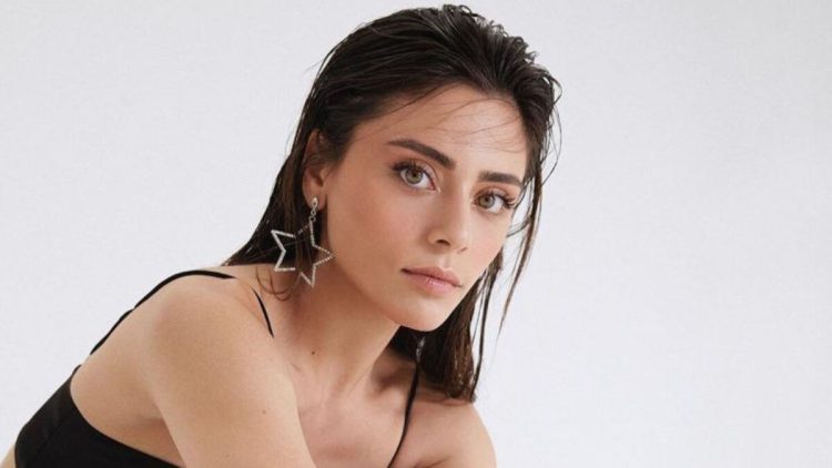 Sıla Türkoğlu’dan ilişki açıklaması: Bugün aşık olasım geldi