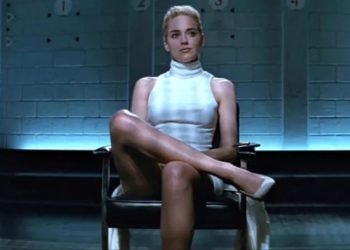 65 yaşındaki Sharon Stone’dan bikinili paylaşım