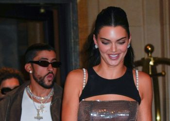 Kendall Jenner, MET Gala parti kıyafetiyle alay konusu oldu! “Eksik bir şeyler var”