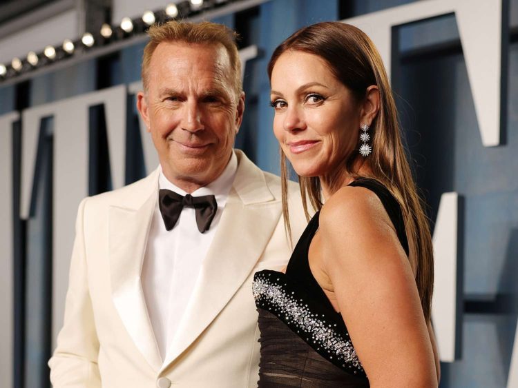 Kevin Costner, 18 yıllık eşinden boşanıyor