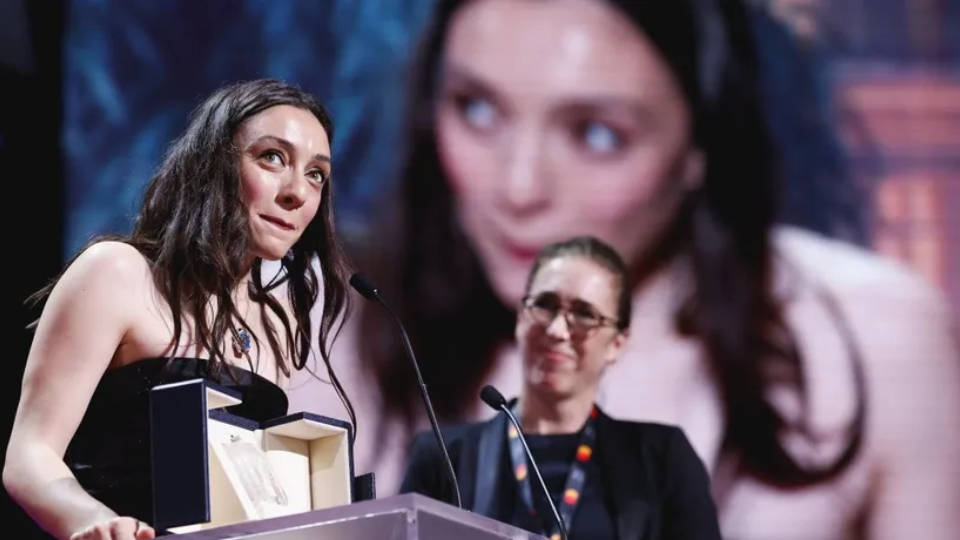 Merve Dizdar, 76’ncı Cannes Film Festivali’nde ‘En İyi Kadın Oyuncu’ ödülünün sahibi oldu