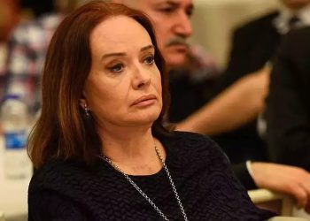 Müjde Ar: Hukuksuzca adımı kullanan hesaplara itibar etmeyin