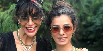 Özge Özpirinçci ile Berrak Tüzünataç’ın boy farkı gündem oldu