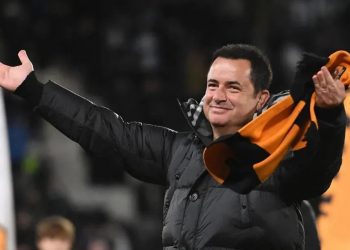 Acun Ilıcalı, İrlanda Premiere Lig takımı Shelbourne FC'yi satın alıyor