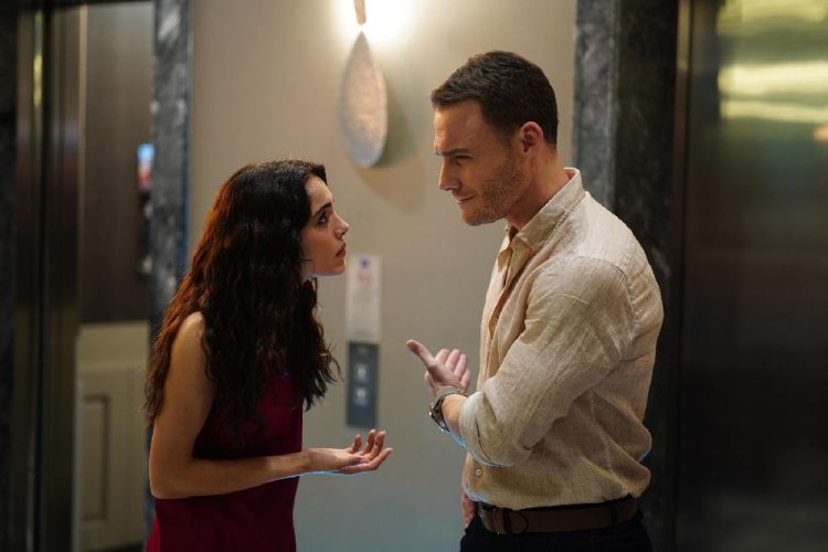 Kerem Bürsin ve Hafsanur Sancaktutan'ın yeni dizisi 'Ya Çok Seversen' sete çıktı!