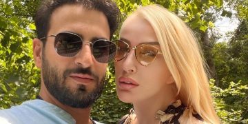 Ünlü Şarkıcı Seda Sayan, Zürih tatillerinde eşinin doğum gününü kutladı