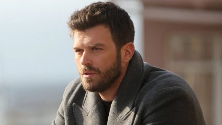 Kıvanç Tatlıtuğ’un kaslı pozu sosyal medyayı salladı