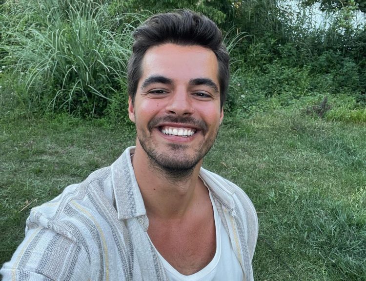 Selin Yağcıoğlu’dan ayrılan Berk Atan yeni aşkını ilan etti!