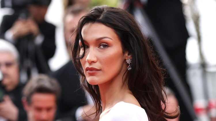 Bella Hadid, Lyme hastalığına karşı verdiği mücadeleyi anlattı: Beni bugünkü kişi yaptı