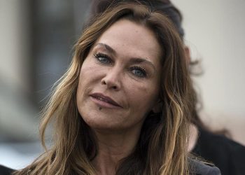 Hülya Avşar, ‘Atatürk’ dizisinin yayından kaldırılması hakkında konuştu
