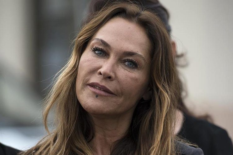 Hülya Avşar, ‘Atatürk’ dizisinin yayından kaldırılması hakkında konuştu