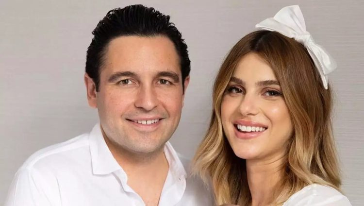Nazlı Sabancı ve Hacı Sabancı çifti minik kızlarıyla ilk pozunu paylaştı