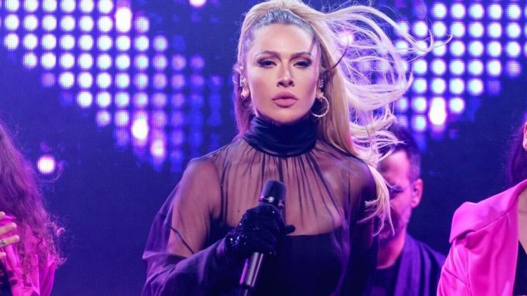 Hadise’den milyonluk şov!