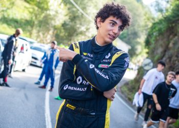 17 yaşındaki Kerem Kazaz tarihi bir başarıya imza attı