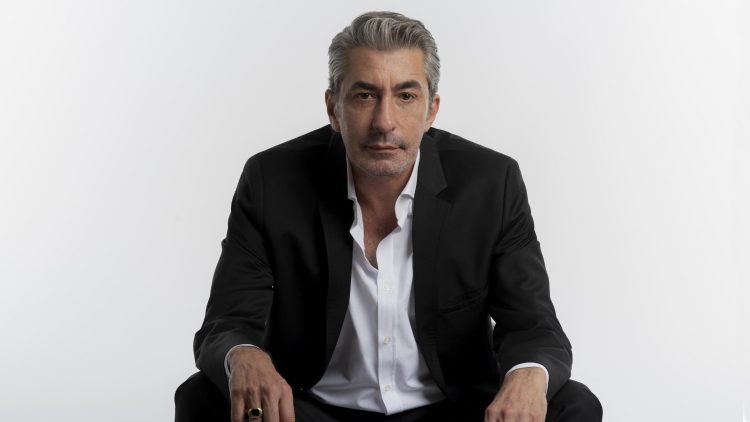 Erkan Petekkaya’dan eşi Didem Petekkaya’ya İyi ki varsın