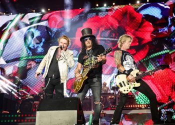 Guns N’ Roses tam kadro grup üyeleriyle İstanbul’da